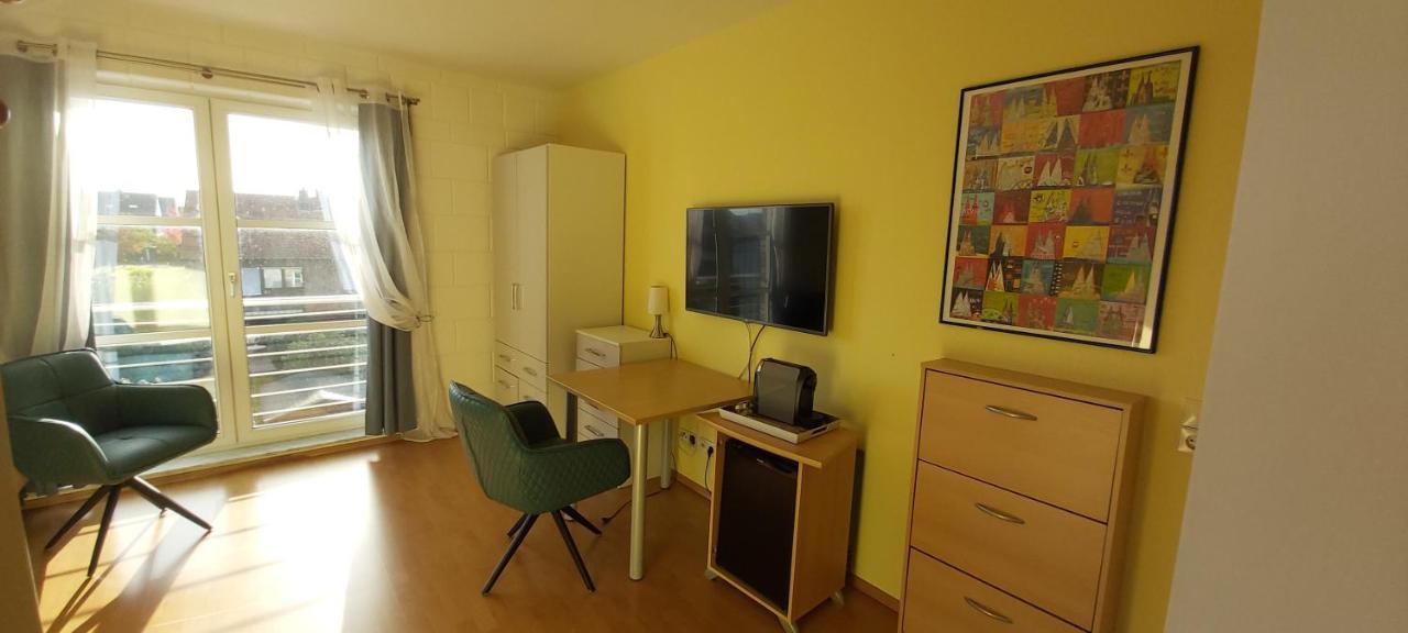 Zimmer Mit Gartenblick Köln Exterior foto